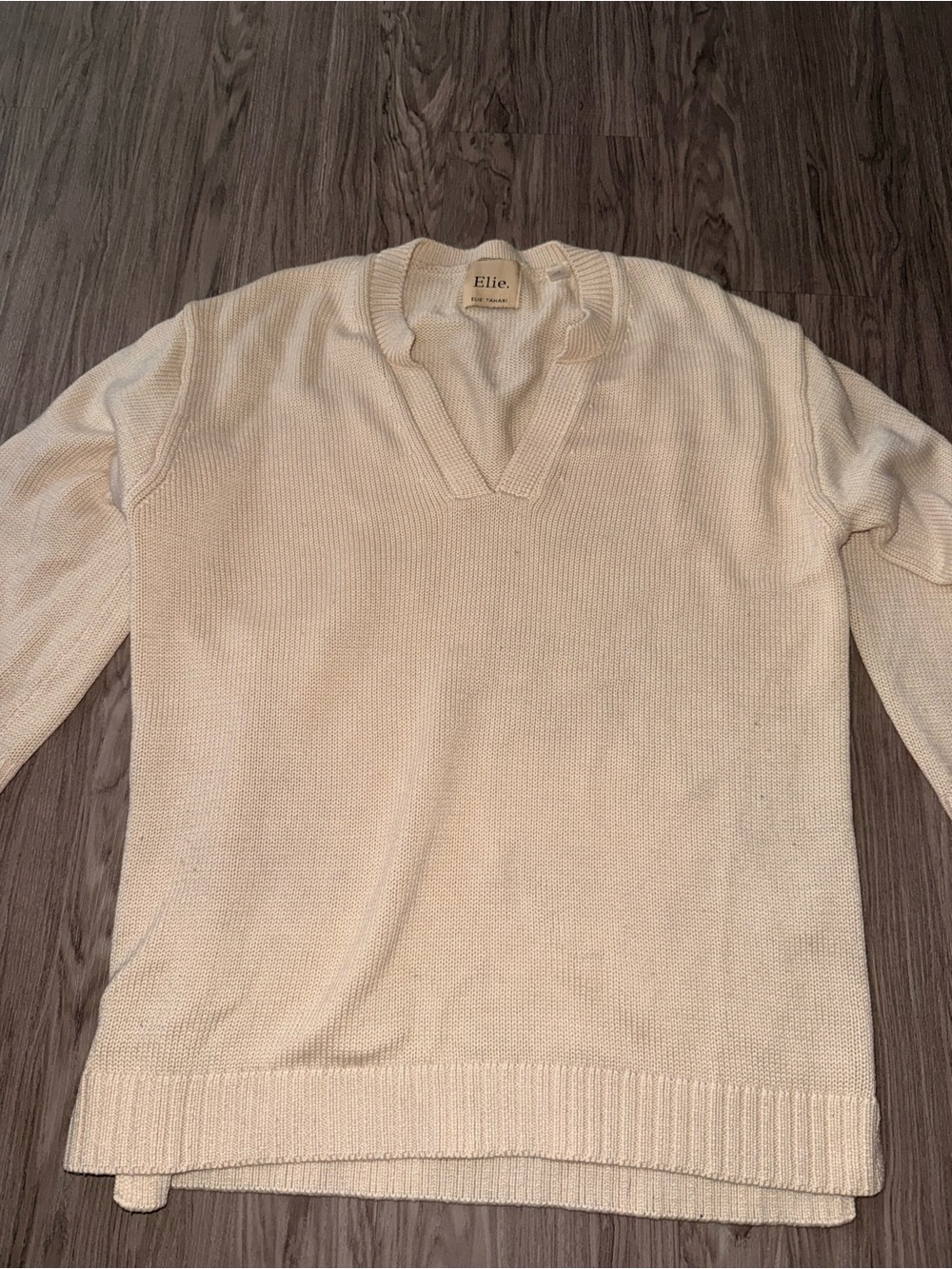 Elie Tahari Cream V-Neck Knit Sweater